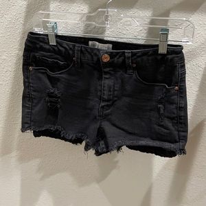 Mudd black high rise shortie shorts size 9